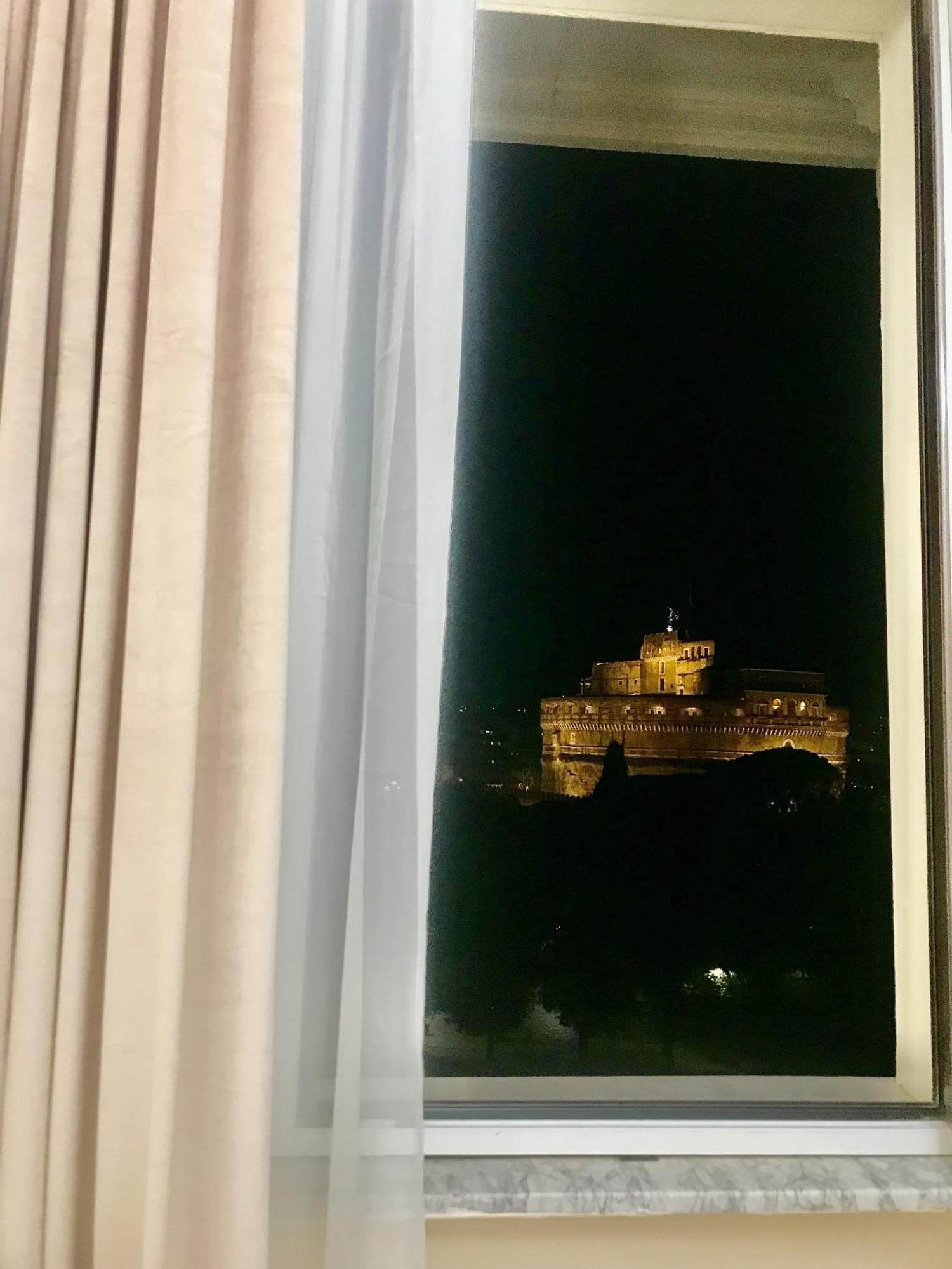 Ponte Degli Angeli Suite Bed & Breakfast Roma Esterno foto