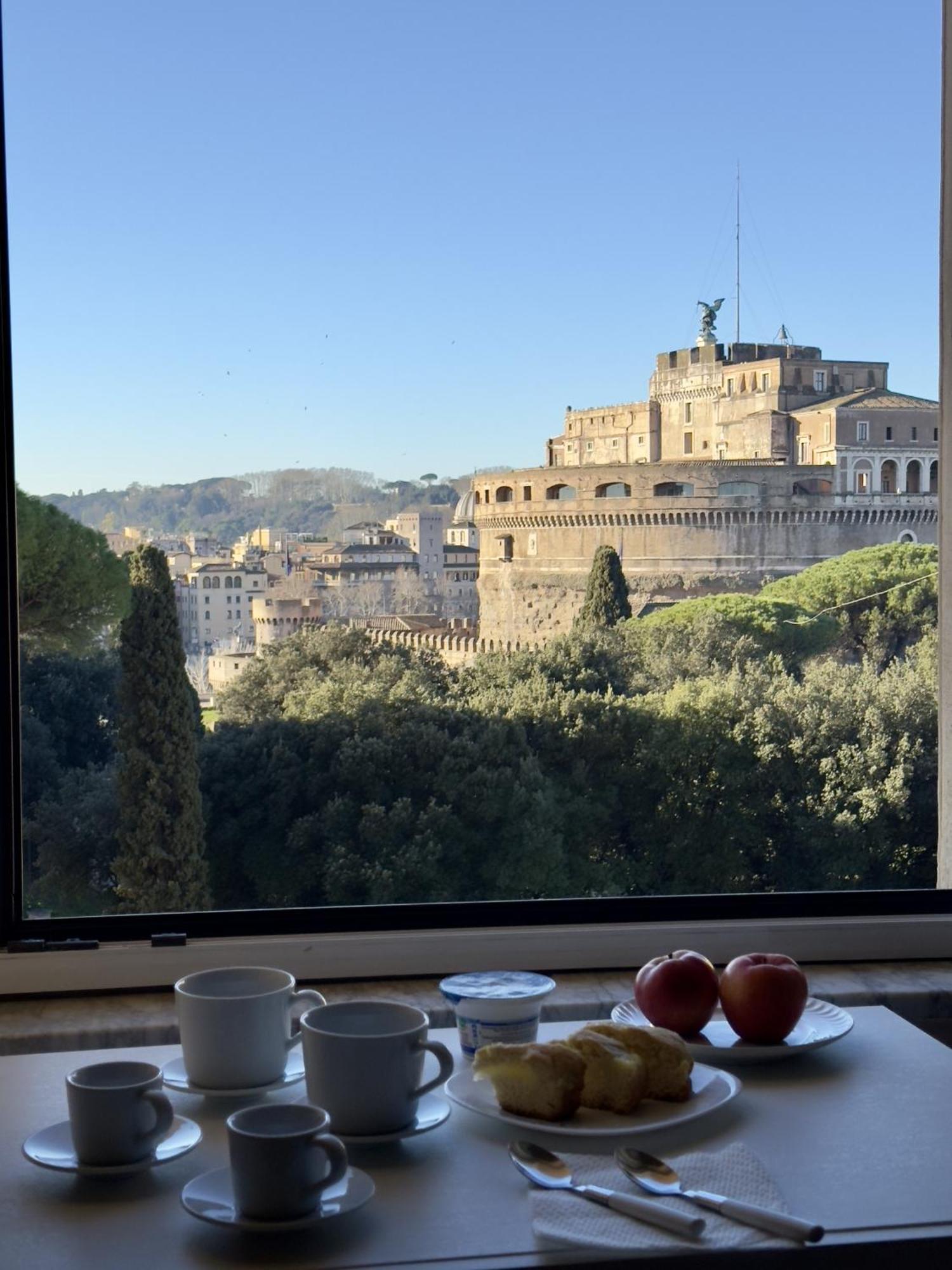 Ponte Degli Angeli Suite Bed & Breakfast Roma Esterno foto